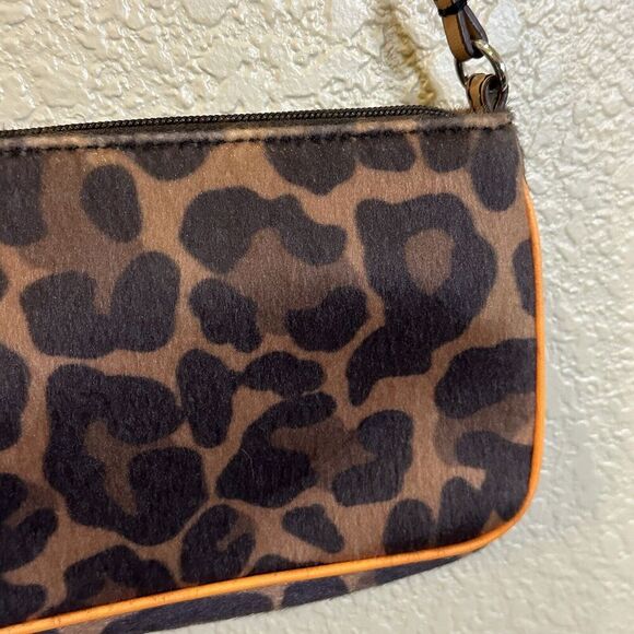 Ann Taylor Live Love Loft Brown & Orange Multi Leopard Cloth CC Zip Wristlet - Picture 2 of 10